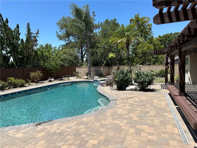 165 Cottonwood Avenue, Riverside, California 92506