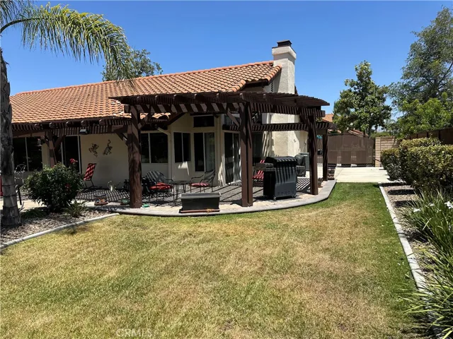 165 Cottonwood Avenue, Riverside, California 92506