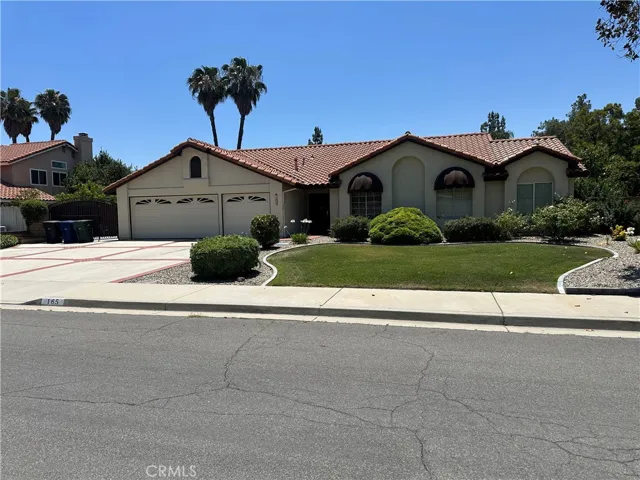 165 Cottonwood Avenue, Riverside, California 92506