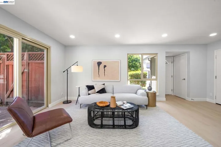 40130 Santa Teresa Cmn, Fremont, California 94539