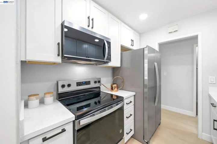 40130 Santa Teresa Cmn, Fremont, California 94539