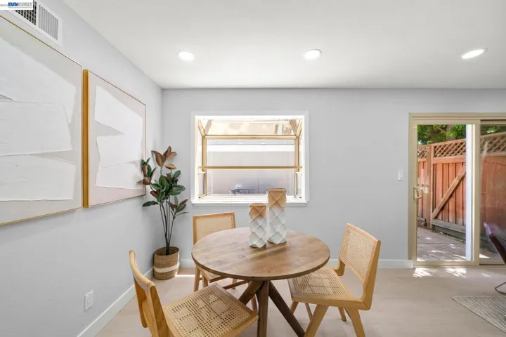 40130 Santa Teresa Cmn, Fremont, California 94539