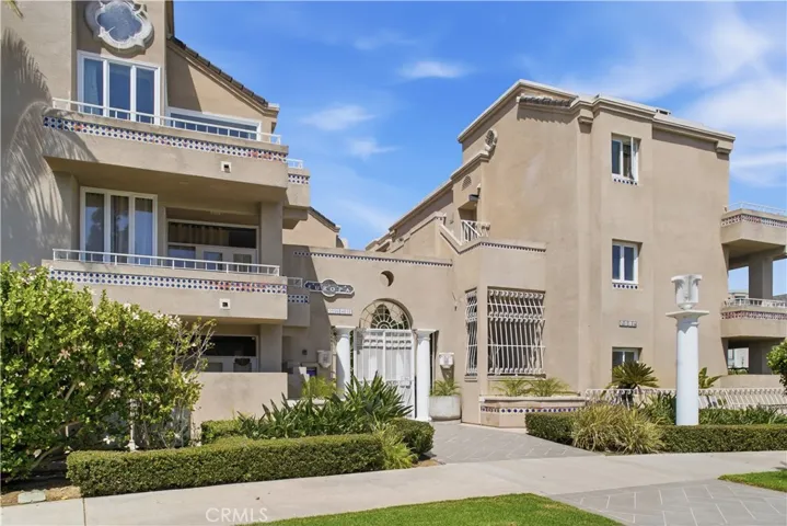 3990 Nobel 103, San Diego, California 92122
