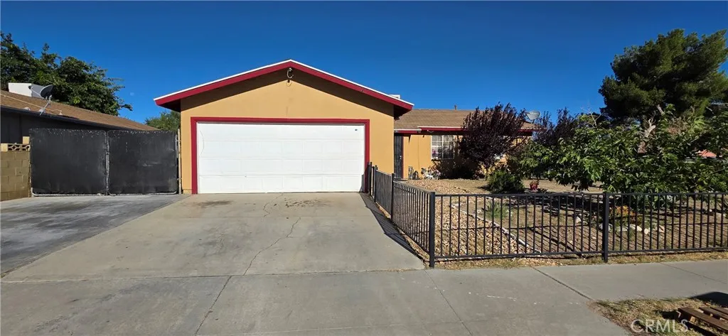 37351 52nd E, Palmdale, California 93552