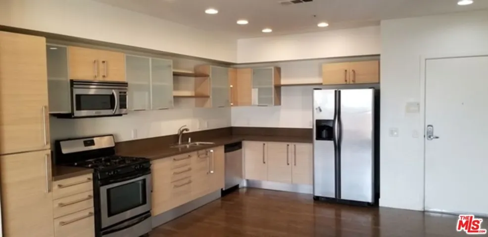 1234 Wilshire 531, Los Angeles, California 90017