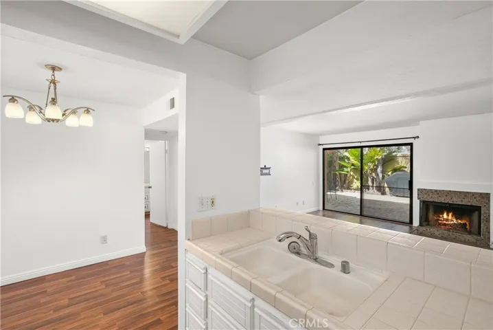 25712 Le Parc 21, Lake Forest, California 92630