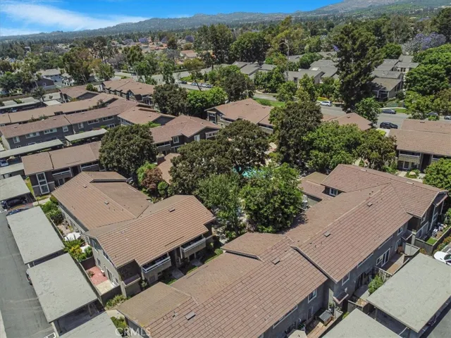 229 Springview, Irvine, California 92620