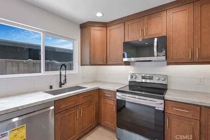 229 Springview, Irvine, California 92620