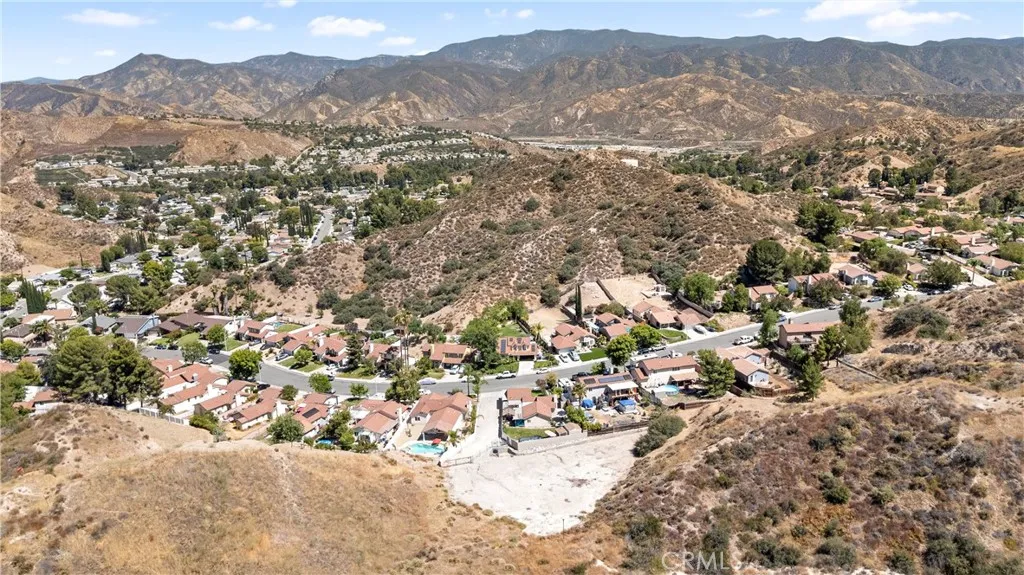 15221 Poppy Meadow, Canyon Country, California 91387 — photo 5