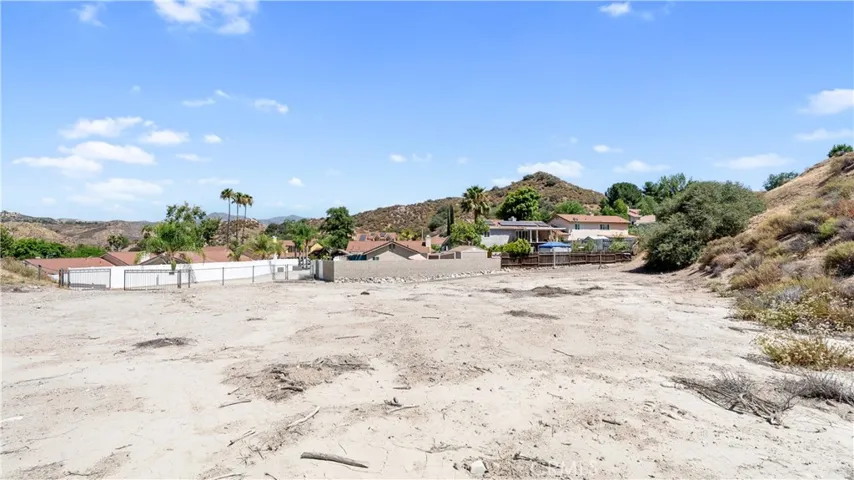 15221 Poppy Meadow, Canyon Country, California 91387