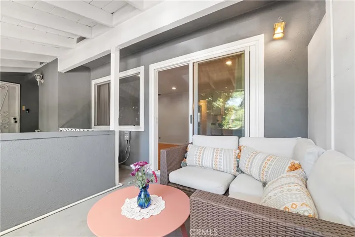 4252 Fair Avenue 22, Studio City, California 91602