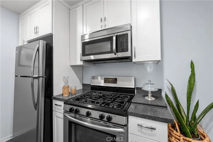 4252 Fair Avenue 22, Studio City, California 91602
