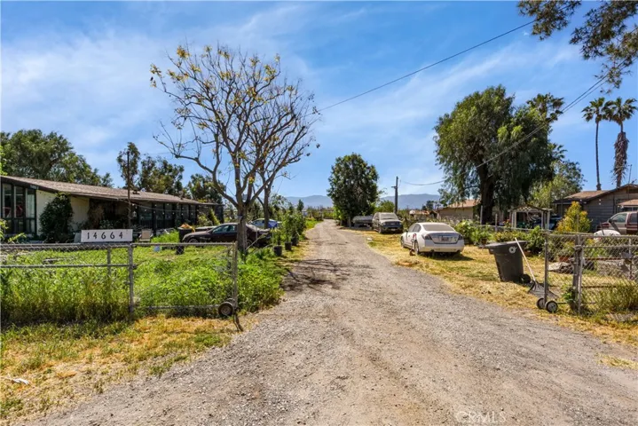 14664 Walters, Eastvale, California 92880