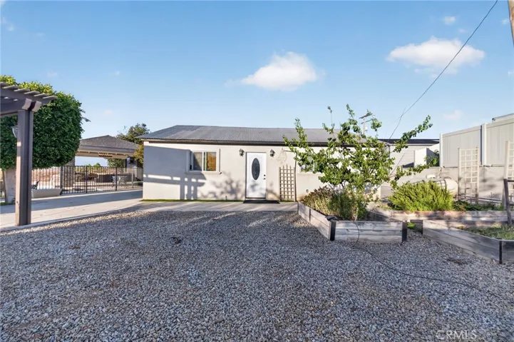19950 Onaknoll, Lake Mathews, California 92570