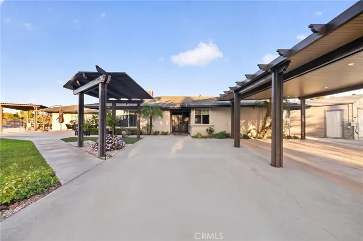 19950 Onaknoll, Lake Mathews, California 92570