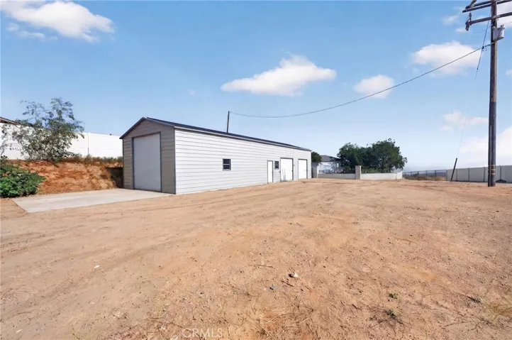 19950 Onaknoll, Lake Mathews, California 92570