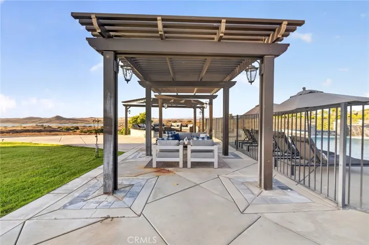 19950 Onaknoll, Lake Mathews, California 92570