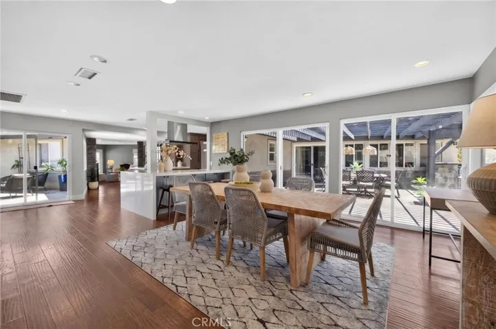 19950 Onaknoll, Lake Mathews, California 92570