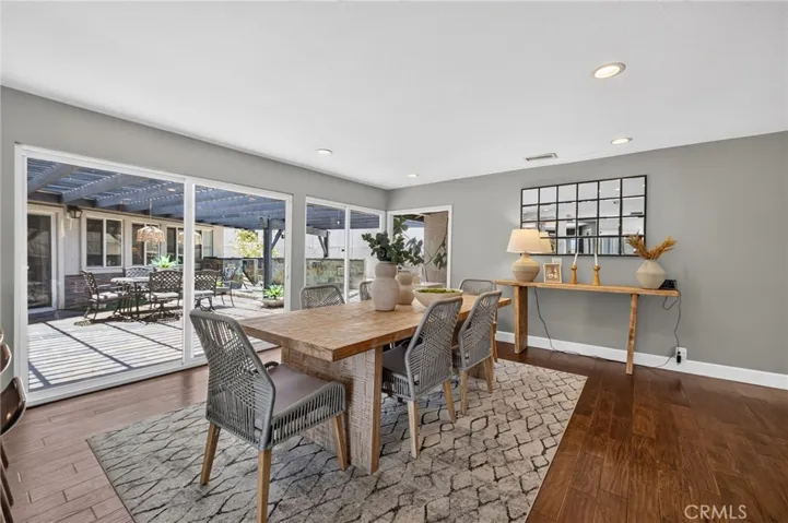 19950 Onaknoll, Lake Mathews, California 92570