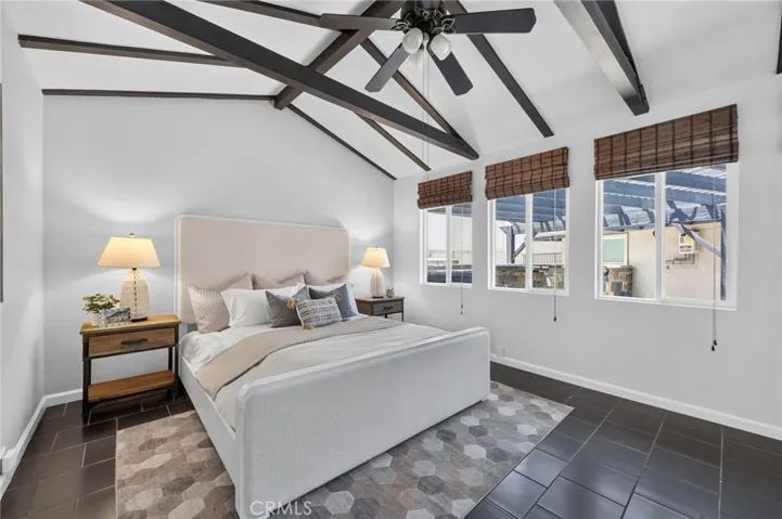 19950 Onaknoll, Lake Mathews, California 92570