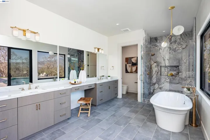 Spa-like primary bath
