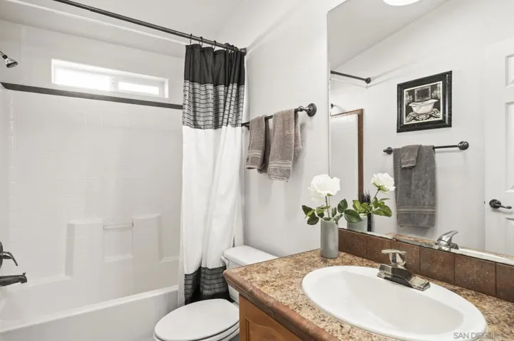 14215 Pecan Park Ln. 1, El Cajon, California 92021