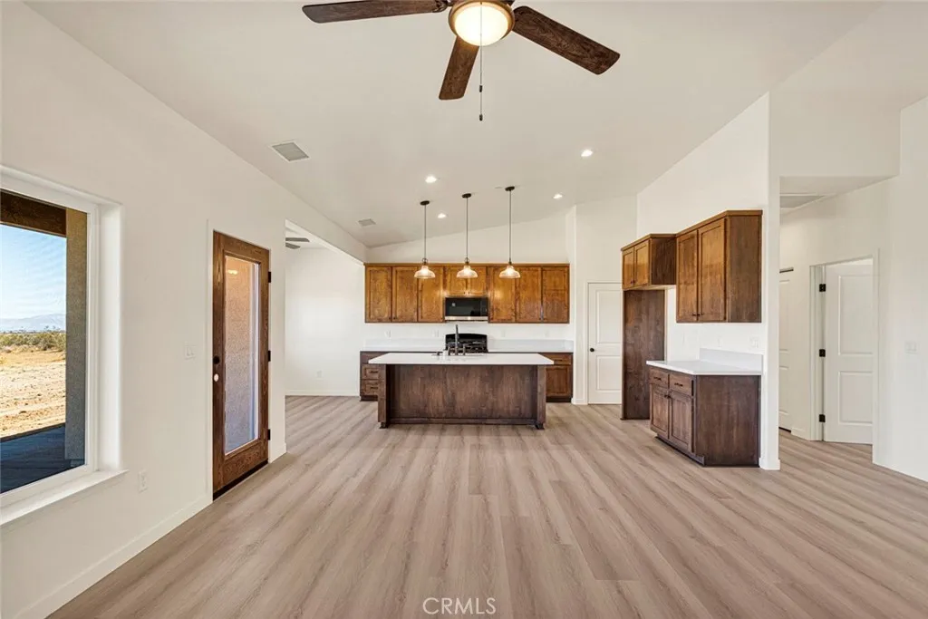 9210 Marco Road, Phelan, California 92371 — photo 5