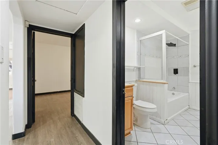 5345 Don Pio Drive, Woodland Hills, California 91364