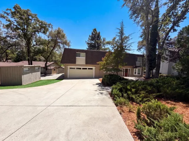 12007 Torrey Pines Drive, Auburn, California 95602