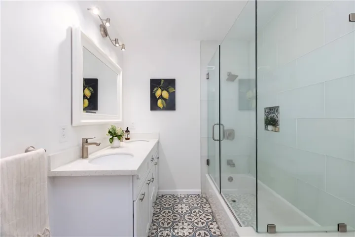 3833 Ocana Avenue, Long Beach, California 90808
