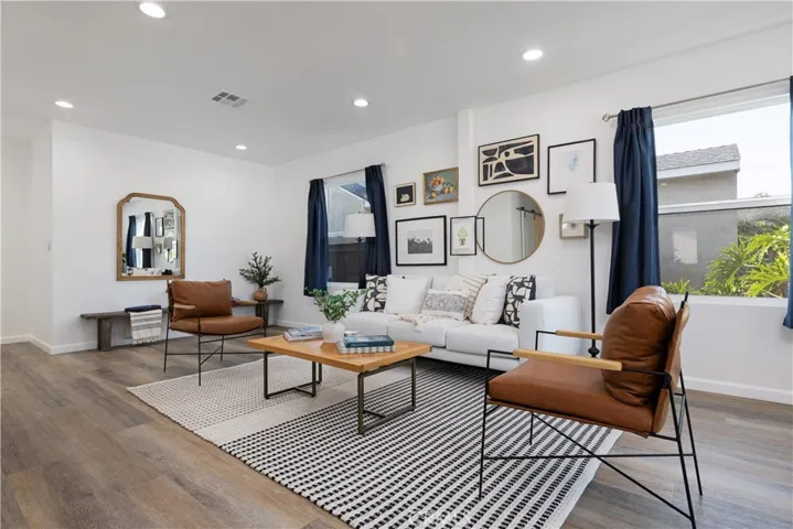 3833 Ocana Avenue, Long Beach, California 90808
