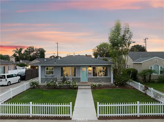 3833 Ocana Avenue, Long Beach, California 90808