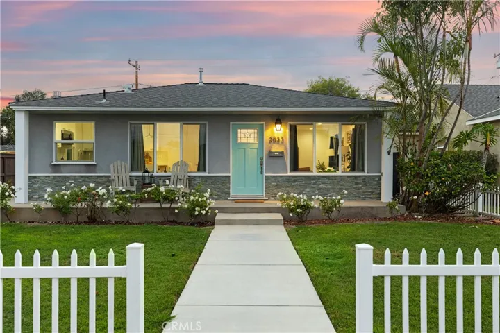 3833 Ocana Avenue, Long Beach, California 90808