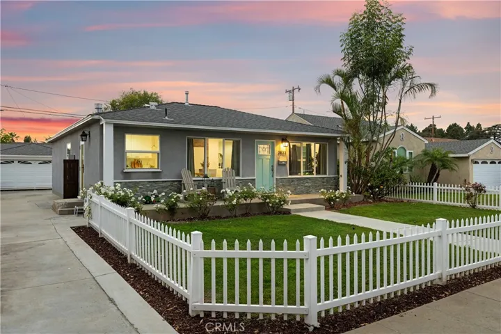3833 Ocana Avenue, Long Beach, California 90808