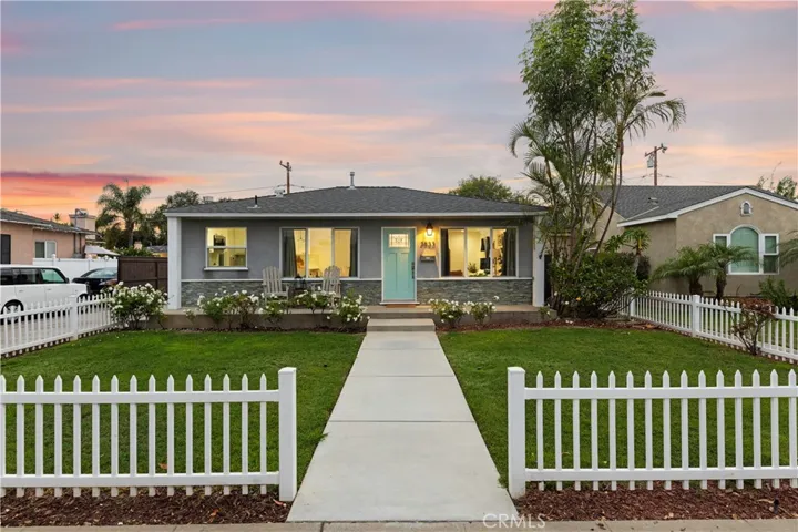 3833 Ocana Avenue, Long Beach, California 90808