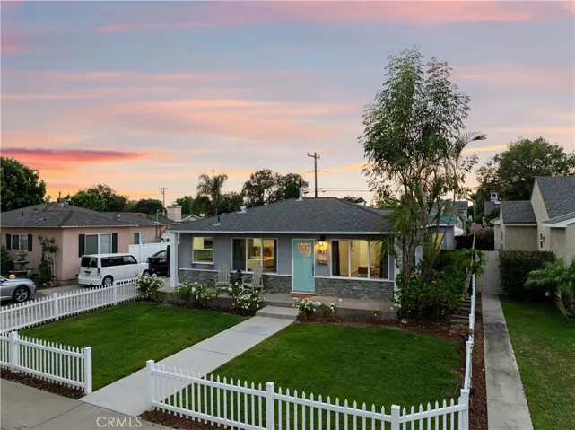 3833 Ocana Avenue, Long Beach, California 90808