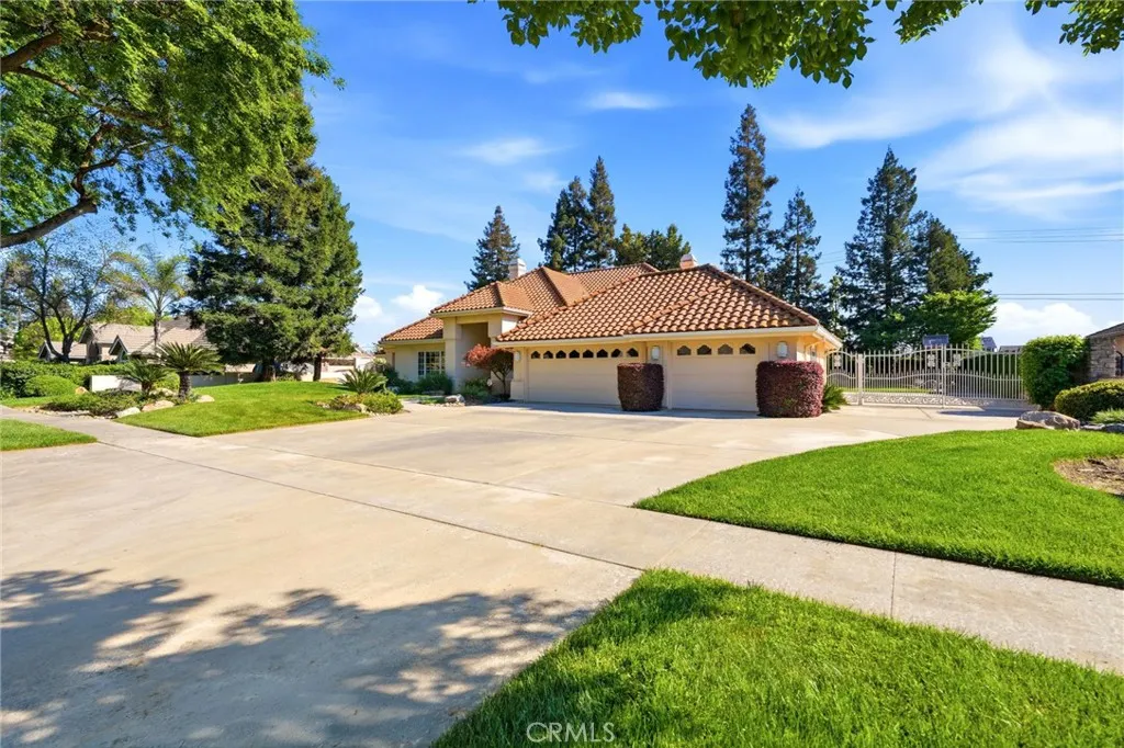 3403 E Vassar Court, Visalia, California 93292 — photo 5