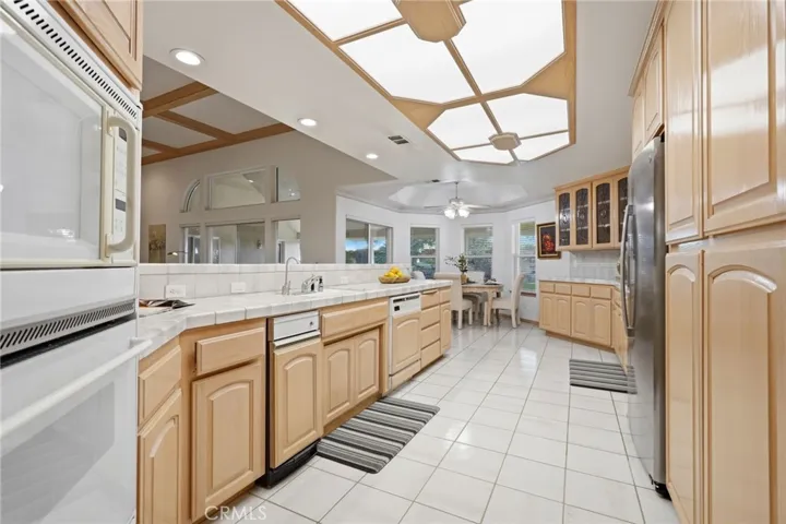3403 E Vassar Court, Visalia, California 93292