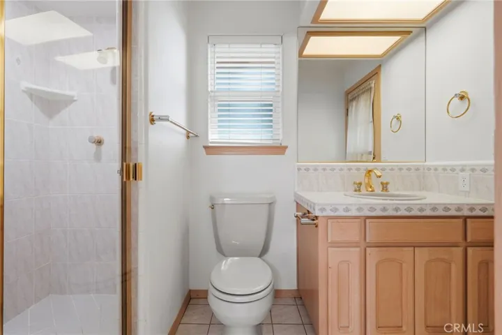 3403 E Vassar Court, Visalia, California 93292