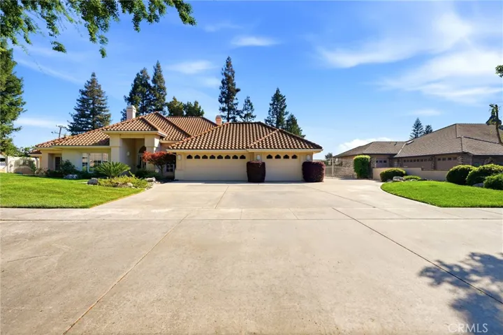 3403 E Vassar Court, Visalia, California 93292