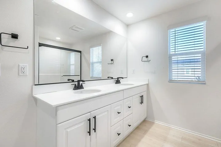 32622 Parker St, Menifee, California 92584