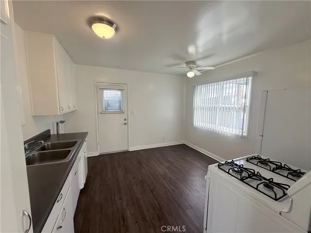 24638 Eshelman 1/4, Lomita, California 90717