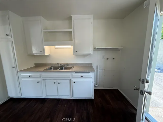 24638 Eshelman 1/4, Lomita, California 90717