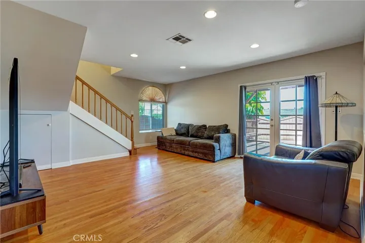 2800 Jolley Drive, Burbank, California 91504