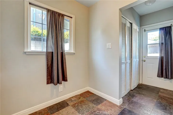 2800 Jolley Drive, Burbank, California 91504