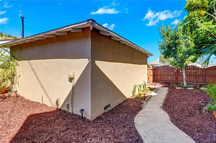 2800 Jolley Drive, Burbank, California 91504
