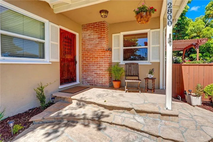2800 Jolley Drive, Burbank, California 91504