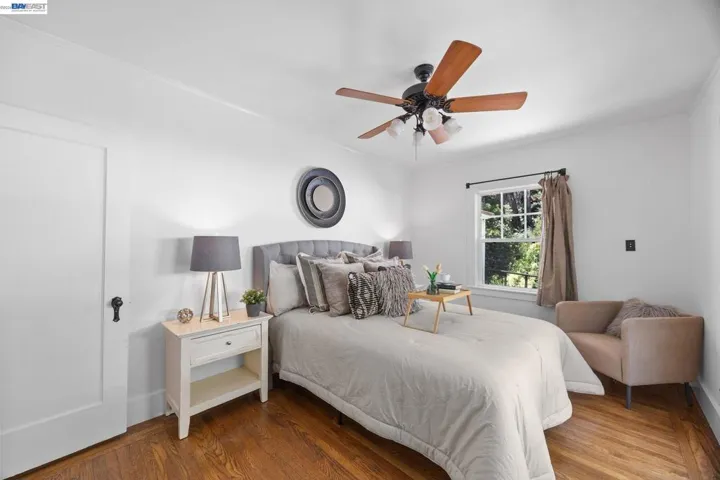 2521 Pleasant St, Oakland, California 94602