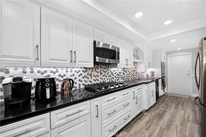 9453 Friendly Woods Lane, Whittier, California 90605