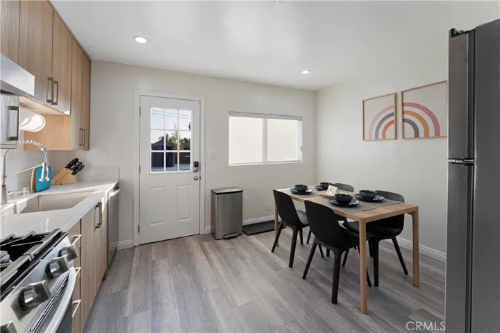 332 E El Sur, Monrovia, California 91016